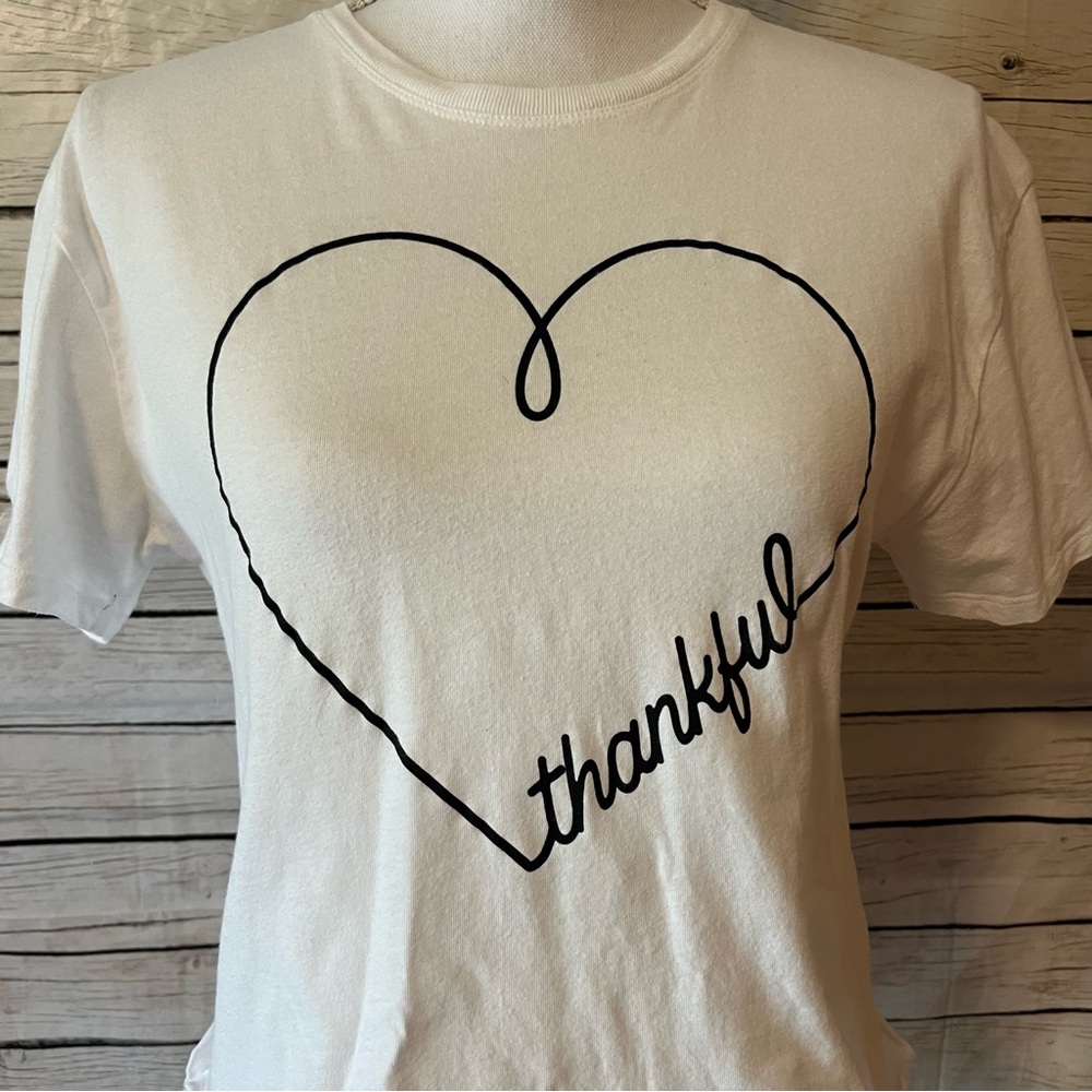 League Cream Graphic Thankful Crop T-Shirt Short Sleeve - Picture 2 of 6